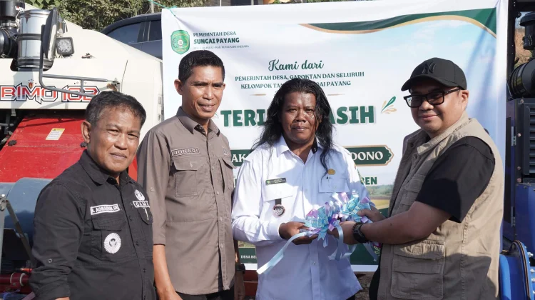 Pemkab Kukar Bantu Petani Hadapi Kekeringan Lahan Sawah