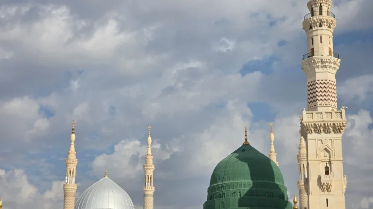 Memaknai Bulan Maulid Nabi dengan Mempererat Persatuan Umat