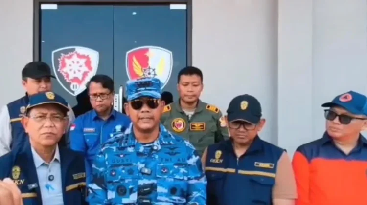 Lanud Dhomber Kerahkan Helikopter Caracal untuk Atasi Karhutla di IKN