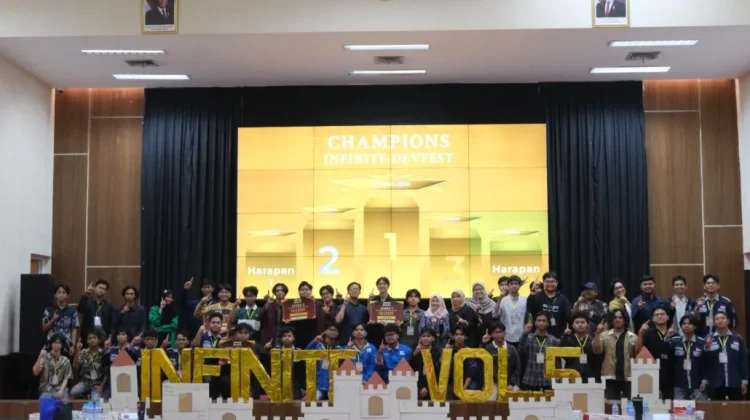 Mahasiswa Universitas Mulia Raih Juara DevFest