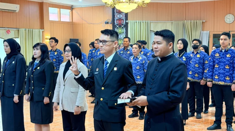 Kakanwil Kemenkum Kaltim Lantik Pejabat Hukum