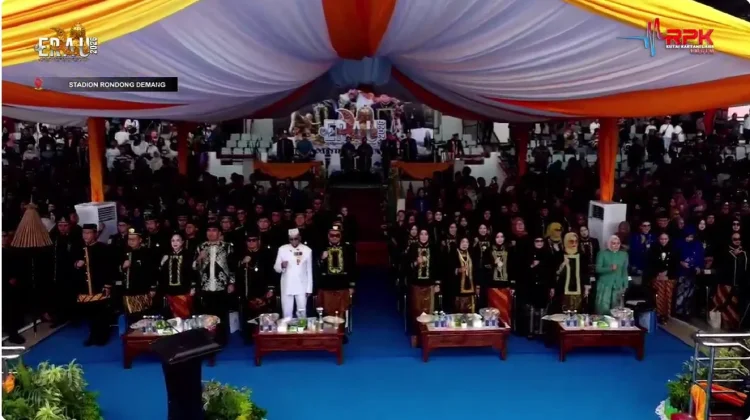 Di Tengah Erau 2026, Bupati Kukar Ajak Warga Jaga Alam dan Cegah Karhutla