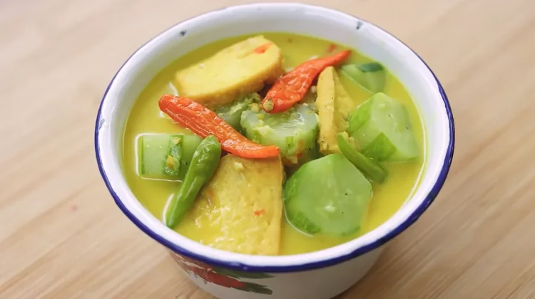 Resep Lodeh Timun Pedas Gurih Segar, Menu Praktis dan Ekonomis Favorit Keluarga