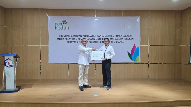 PLN Salurkan Panel Listrik Dukung Praktik Mahasiswa Poltekba