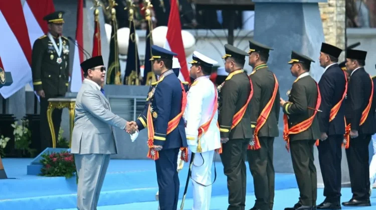 Tokoh Tentara Nasional Indonesia Penerima Tanda Kehormatan Bintang Mahaputera