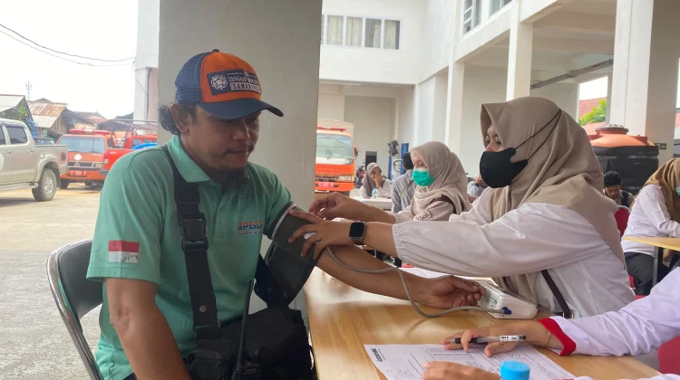 Paparan Asap Ancam Relawan, 100 Petugas Karhutla Diperiksa