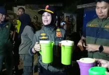 Satpol PP Samarinda Amankan Miras Oplosan dalam Sidak Tempat Hiburan