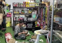 Ramadan Dongkrak Penjualan, UMKM Kukar Lengkapi Stok Suvenir