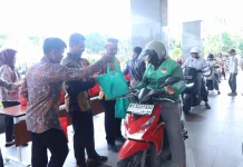Gebyar Ramadan Kaltim Bagikan Seribu Takjil