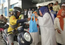 Perangkat Daerah Kaltim Berbagi Takjil