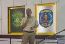 Pengarahan Direktur Tehnologi  M Sujai di RRI Samarinda