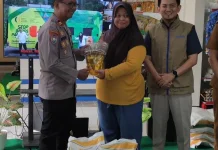 Bulog Paser-PPU Salurkan Bantuan Pangan untuk KPM
