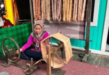 Kampung Tenun Samarinda Diproyeksi Jadi Model Ekonomi Kreatif Berbasis Budaya