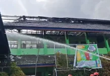 Delapan Kelas SMPN 2 Samarinda Terbakar, Diduga Korsleting Listrik