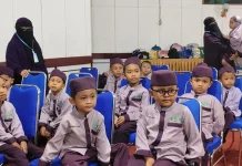 RRI Samarinda Terima Kunjungan Edukasi Siswa TK Islami Cahaya Tauhid