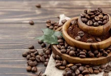 Biar Nggak Salah Seduh, Ini Cara Membedakan Biji Kopi Fresh dan Tidak