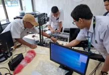 RRI Samarinda Melakukan Perawatan Peralatan Siarannya