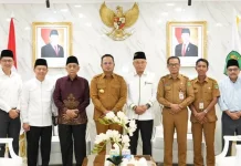 Ketua MUI kaltim Audiensi Dengan Gubernur Harum