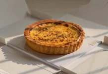 Eonnis Crumbs Menghadirkan Melted Cheese Pie Viral di Samarinda
