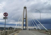 Halo RRI : Lampu Jembatan Mahkota II Dikeluhkan Warga