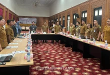 Wakil Bupati Mahulu Minta Disdukcapil Dukung Program JKN