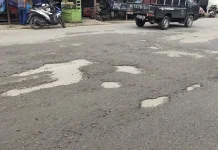Jalan Kelapa Gading Rusak Jadi Sorotan Warga Samarinda