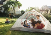 Berkemah Bersama Anak di Halaman Rumah, Liburan Edukatif yang Menyenangkan