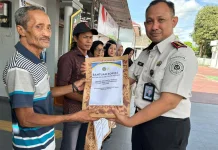 Rutan Tanah Grogot Berikan Bantuan Sosial Kepada Keluarga Warga Binaan