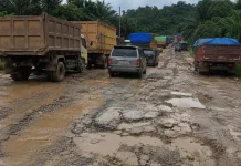 Jalan Bekokong Rusak, Warga Minta Perbaikan Segera Dilakukan