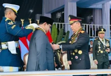 Presiden Prabowo Terima Medali Loka Praja Samrakshana pada Hari Bhayangkara