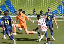 Amerika Serikat Atasi 10 Pemain, Singkirkan Bosnia-Herzegovina