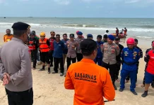 Satu Anak Tenggelam di Pantai Kemala, Tim Gabungan Lakukan Pencarian