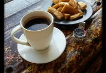 Gorengan dan Kopi, Kawan Nongkrong atau Lawan Jantung?