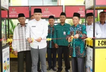 BAZNAS Kaltim Salurkan Modal Z-Chicken untuk 35 Mustahik