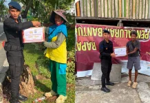 Satbrimob Polda Kaltim Berbagi Keberkahan di Hari Jumat Kepada Warga Balikpapan