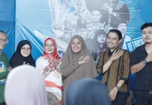 Merawat Sastra Tradisi Kalimantan Timur lewat Tarsul dan Bedandeng