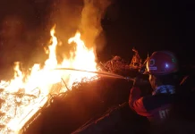 Angin Kencang Hambat Pemadaman Karhutla di Laburan