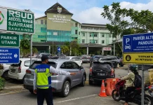 Parkir Utama Penuh, RSUD AWS Samarinda Siapkan Area Alternatif bagi Pengunjung