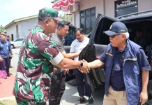 Danlanud Dhomber Sambut Kepala Otorita IKN Tinjau Penyemaian 4,8 Ton NaCl