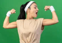 Takut Jadi Berotot? Ini Alasan Perempuan Pemula Perlu Angkat Beban