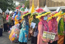 Parade Perempuan Samarinda Bersatu, Ratusan Srikandi Turun ke Jalan