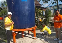 Kemarau Panjang, 16 Mobil Tangki Salurkan Air
