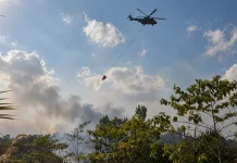 BNPB Pertahankan Dua Helikopter Water Bombing di Kaltim