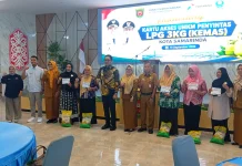 KEMAS Diluncurkan, 137 Perempuan Kepala Keluarga Samarinda Dapat Akses LPG 3 Kg