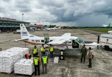 Pesawat OMC Mulai Standby di Bandara APT Pranoto untuk Tangani Kekeringan