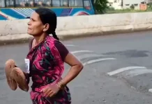 Ibu Tunggal di India Menang Maraton Demi Buku Anak
