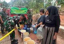 TNI Kodim 0905/Bpp Salurkan Air Bersih Serentak di Tiga Wilayah Koramil