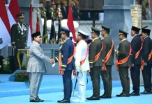 Tokoh Tentara Nasional Indonesia Penerima Tanda Kehormatan Bintang Mahaputera