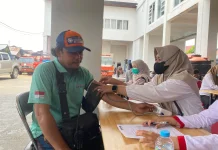 Paparan Asap Ancam Relawan, 100 Petugas Karhutla Diperiksa