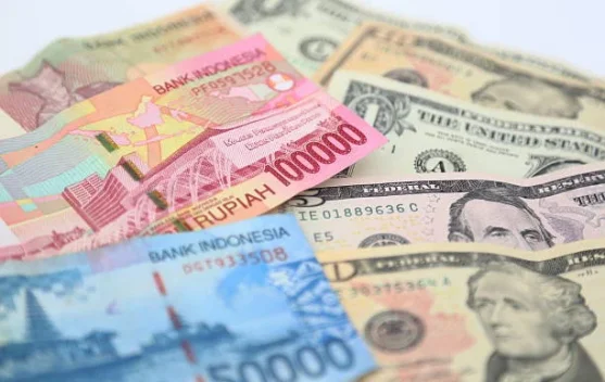 Pengamat INDEF Ungkap Cara Habibie Pulihkan Rupiah saat Krisis 1998